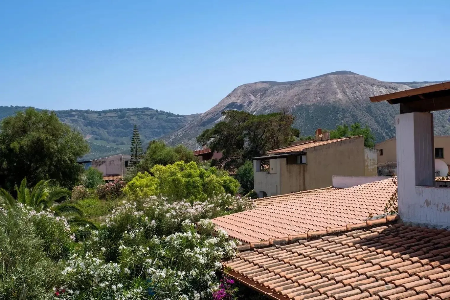 Jera Collection Vulcano Tre - Fronte Mare Дом отдыха Вулкано